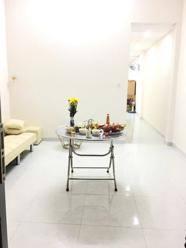 Nhà cho thuê mới xây tại Huỳnh Thị Hai, Quận 12 - Full nội thất chỉ 7.5 triệu!