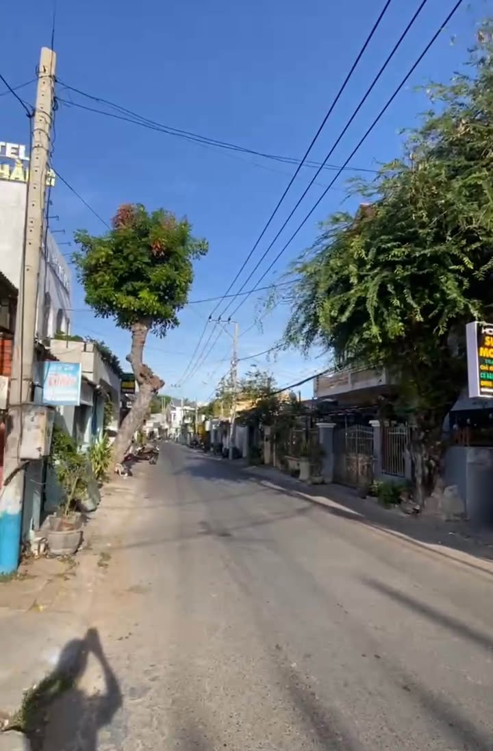 Nhà lô góc 2 mặt tiền tại Phan Thiết 198.8m² giá 7.9 tỷ - Đầu tư sinh lời ngay!