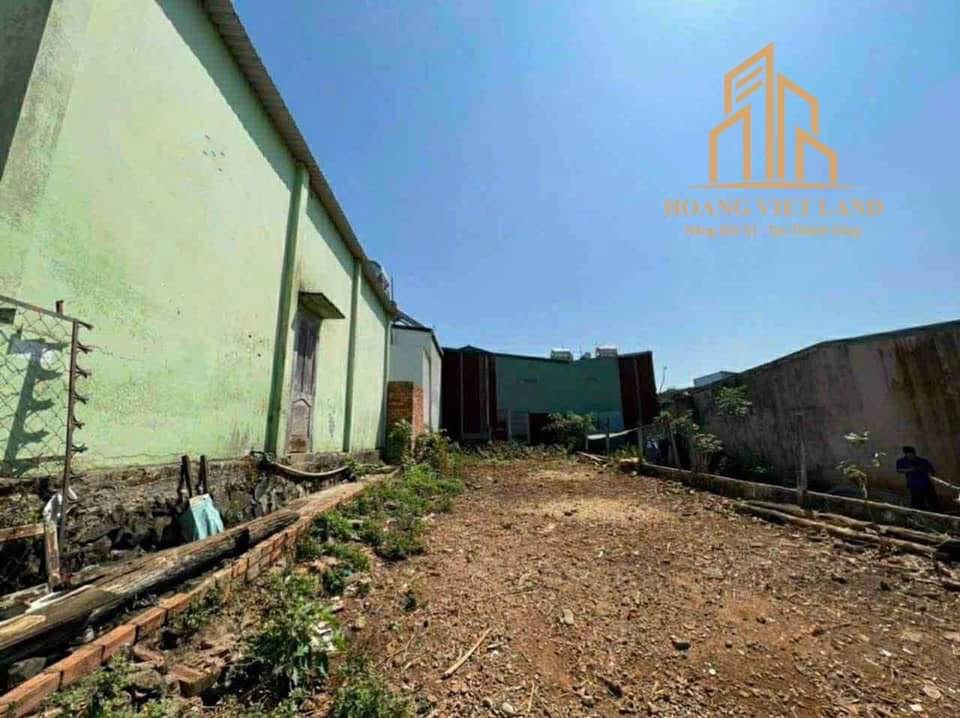 Đất hẻm 362 Hùng Vương, Buôn Ma Thuột 140m² giá 3,15 tỷ - Vị trí đẹp, tiện ích đầy đủ!