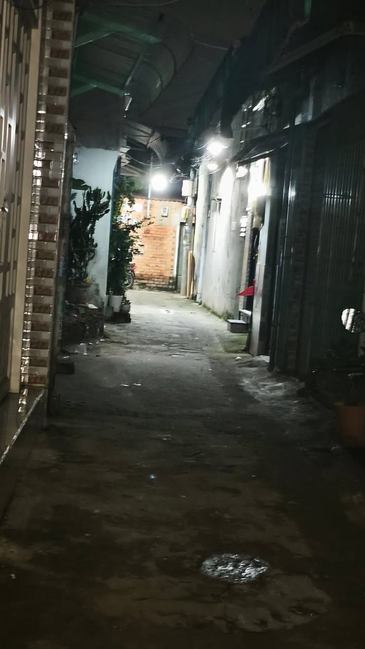 Nhà bán Hiệp Bình Chánh Thủ Đức 27m² giá 1.6 tỷ - Đúc thật kiên cố, chính chủ!