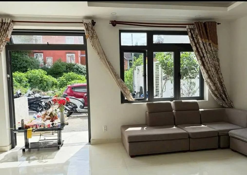 Nhà riêng Đà Lạt 65m² giá 6.5 tỷ - Kiến trúc hiện đại, ô tô vào tận nơi!