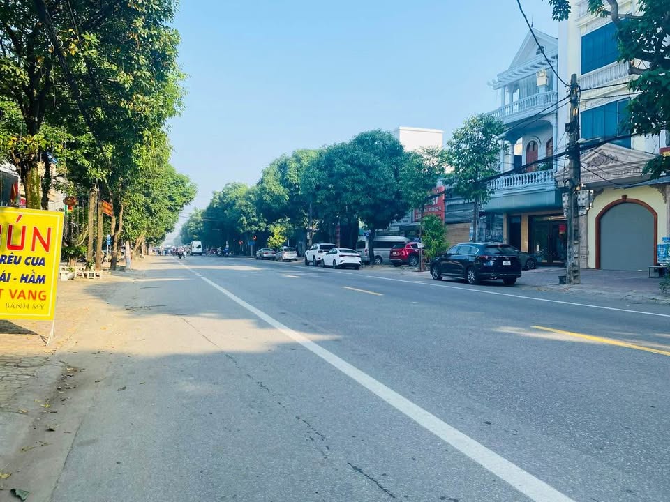 Bán nhà mặt đường Hà Huy Tập, Vinh 132m² - Lô góc, vị trí kinh doanh đắc địa!