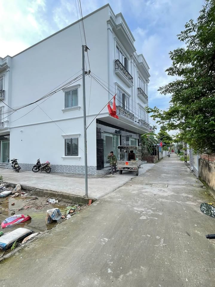 Nhà 3 tầng đường Hy Tái Hồng 55m² giá 2.8 tỷ - Ô tô đỗ cửa, pháp lý rõ ràng!