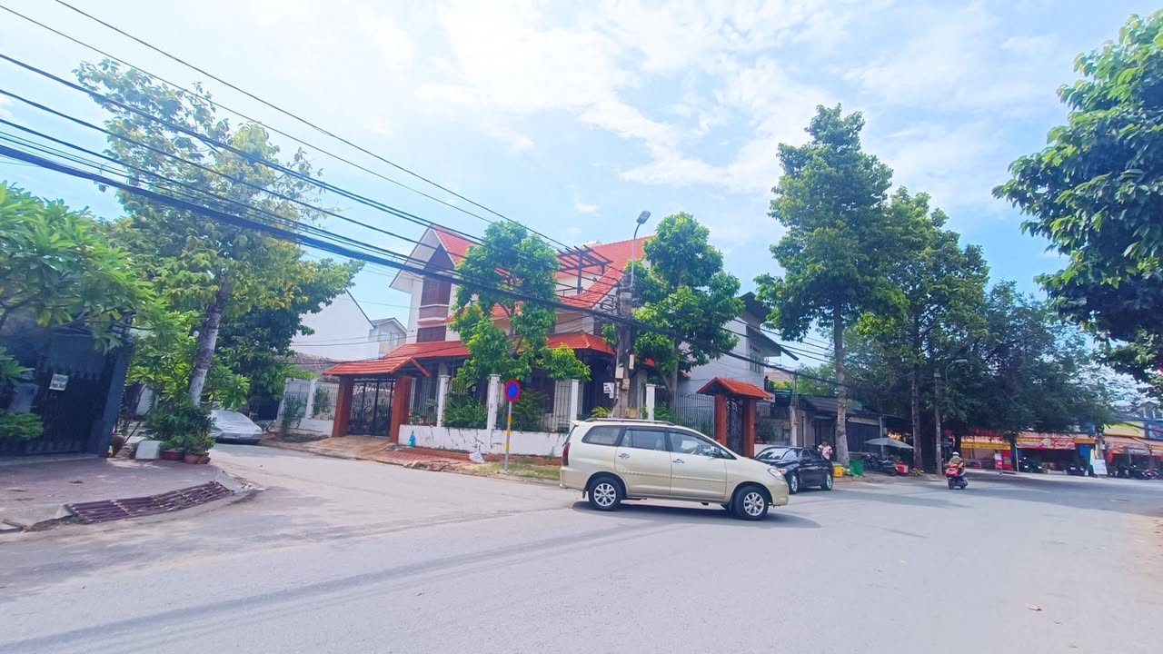 Đất Hiệp Bình Chánh Thủ Đức 200m² giá 15 tỷ - Khu biệt thự an ninh, yên tĩnh!