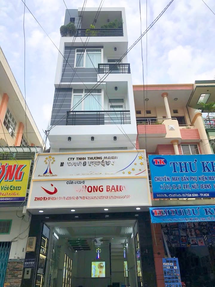 Bán Nhà Mặt Tiền Duy Tân, Tân Bình 57m² giá 25 tỷ - Thích hợp cho thuê hoặc làm văn phòng!