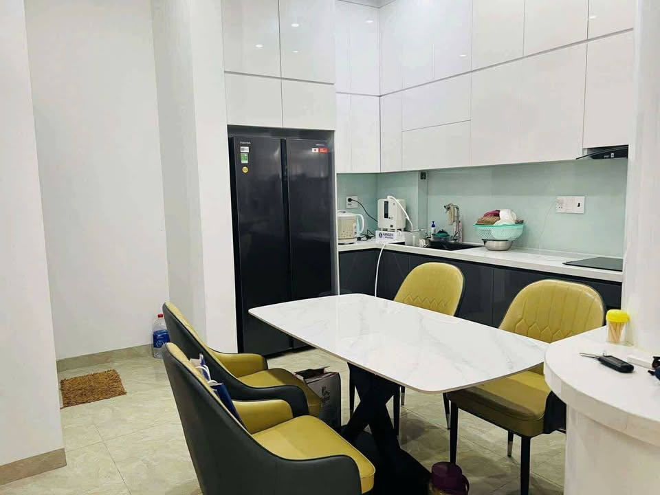 Nhà 3 tầng đường Trần Thái Tông, Quận Thanh Khê, 60m² giá 5.75 tỷ - Nhà đẹp vào ở ngay!