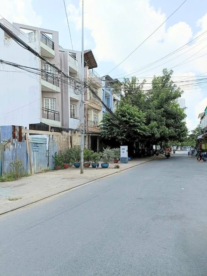 Nhà mặt tiền đường Cao Lỗ Quận 8 28m² giá 2.2 tỷ - Chính chủ bán gấp!