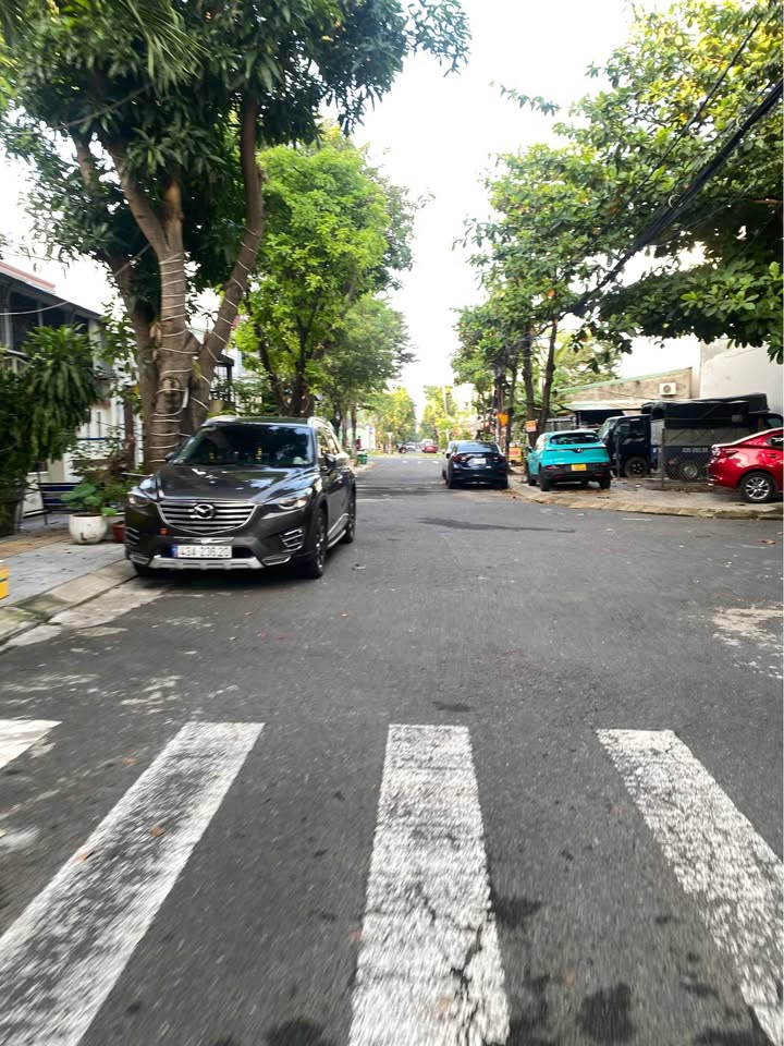 Nhà phố 2 tầng mặt tiền đường Thế Lữ, An Hải, Đà Nẵng 70m² giá 7.7 tỷ - Kinh doanh thuận lợi!