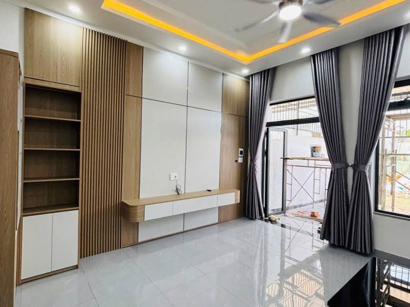 Nhà hẻm 474 Y Moan 125m² giá 2.69 tỷ - Full nội thất sang trọng!