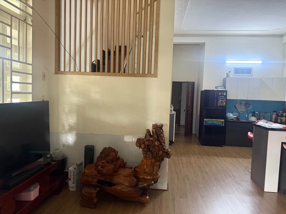 Nhà Mặt Đường Hồ Tùng Mậu Bảo Lộc 100m² - Cho Thuê Giá Thỏa Thuận!