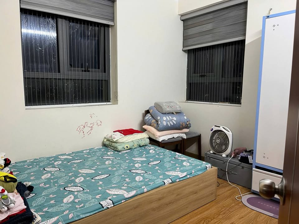 Căn hộ CT36 Định Công 90m² giá 13 triệu - View thoáng mát, đầy đủ nội thất!