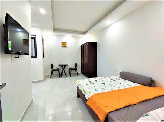 Căn hộ Tân Bình 50m² giá thỏa thuận - Full nội thất, cửa sổ giếng trời