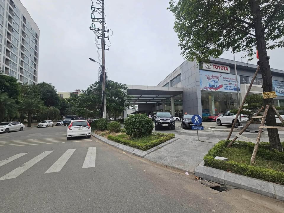 Bán đất mặt tiền Lý Quốc Sư, Bắc Ninh 81m² giá 10.x tỷ - Vị trí đắc địa kinh doanh