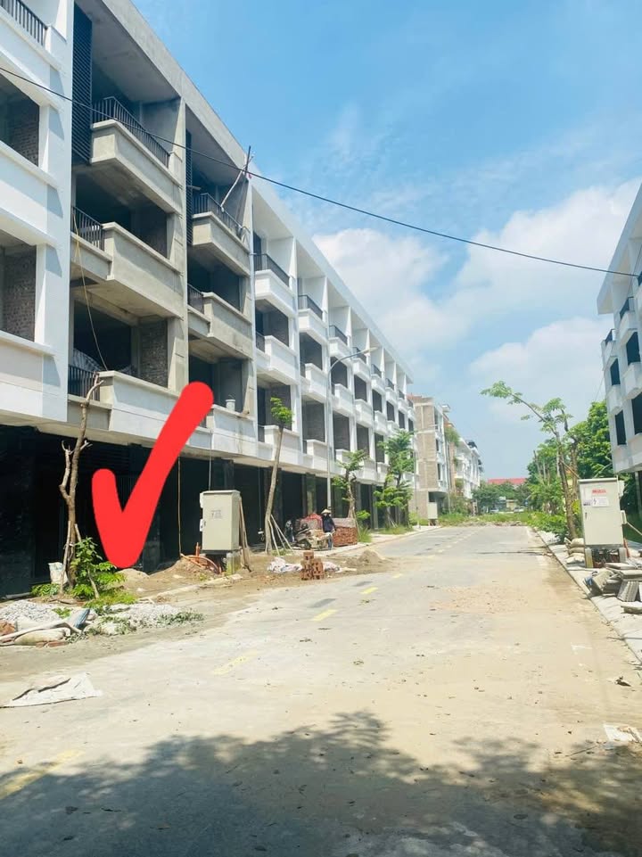 Nhà liền kề Lafotuna Vĩnh Yên 110m² giá 6 tỷ - Cần bán gấp chính chủ!