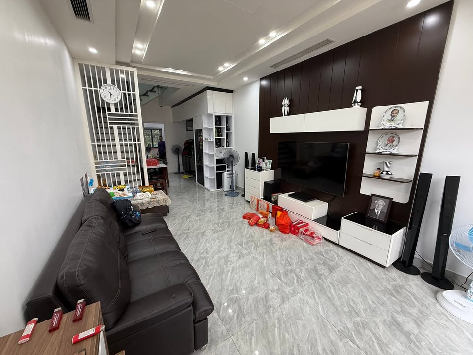 Nhà Hợp Hoà, Dương Kinh, Hải Phòng 56m² giá 2.85 tỷ - Thiết kế hiện đại, an ninh tốt!