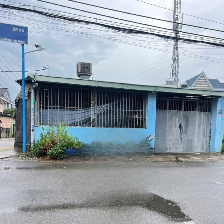 Nhà góc 2 mặt tiền Nguyễn Thị Sáng Hóc Môn 225m² giá 6.36 tỷ - Cơ hội đầu tư tuyệt vời!