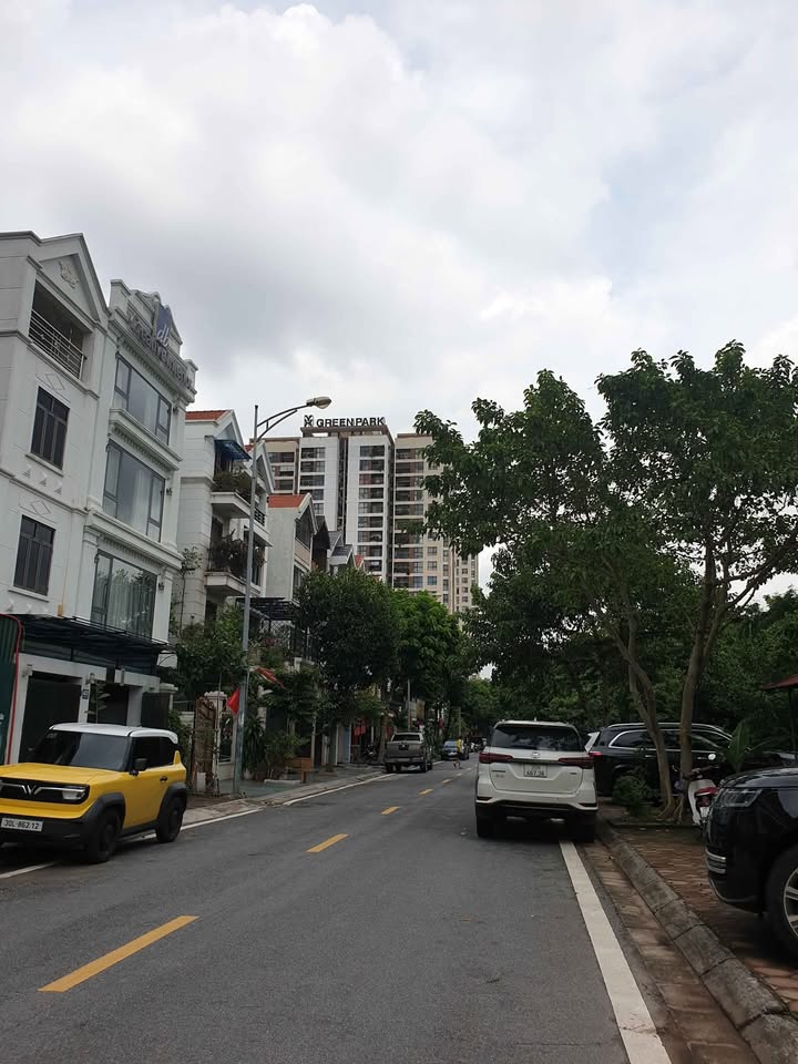 Mặt phố Bùi Thiện Ngộ Long Biên 115m² giá 38 tỷ - Kinh doanh sầm uất ngay trung tâm!