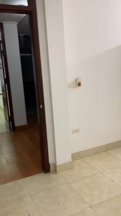 Cho thuê CCMN Ngõ 60/3 Dương Khuê Cầu Giấy 25m² - Gần ĐH Thương Mại, tiện nghi đầy đủ!