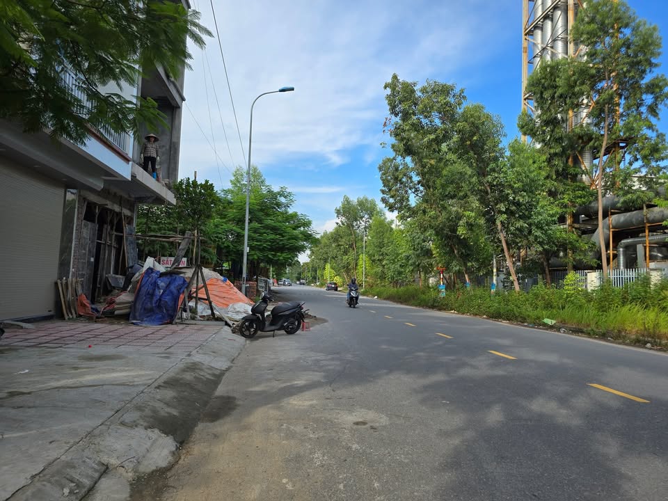 Đất nền Vân Dương 90m² giá 5 tỷ - Kinh doanh sầm uất, vị trí đẹp!