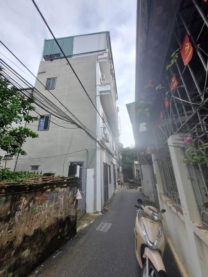 Nhà 4 tầng lô góc 55m² tại Yên Nghĩa, giá 8 tỷ - Dòng tiền 25 triệu/tháng!