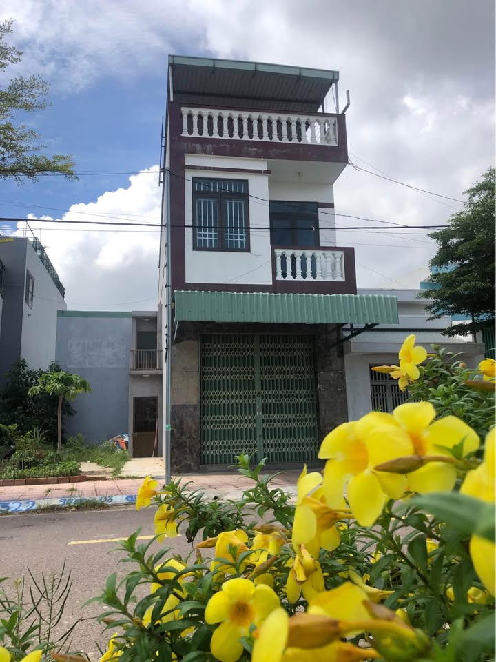 Nhà bán đường Nguyễn Trác, Quy Nhơn 84.6m² giá 4 tỷ - View sông tuyệt đẹp!