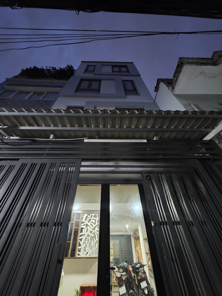 Nhà Hẻm 3m Tân Quy Quận 7 43m² giá 5.75 tỷ - Sổ hồng riêng, hỗ trợ vay ngân hàng!