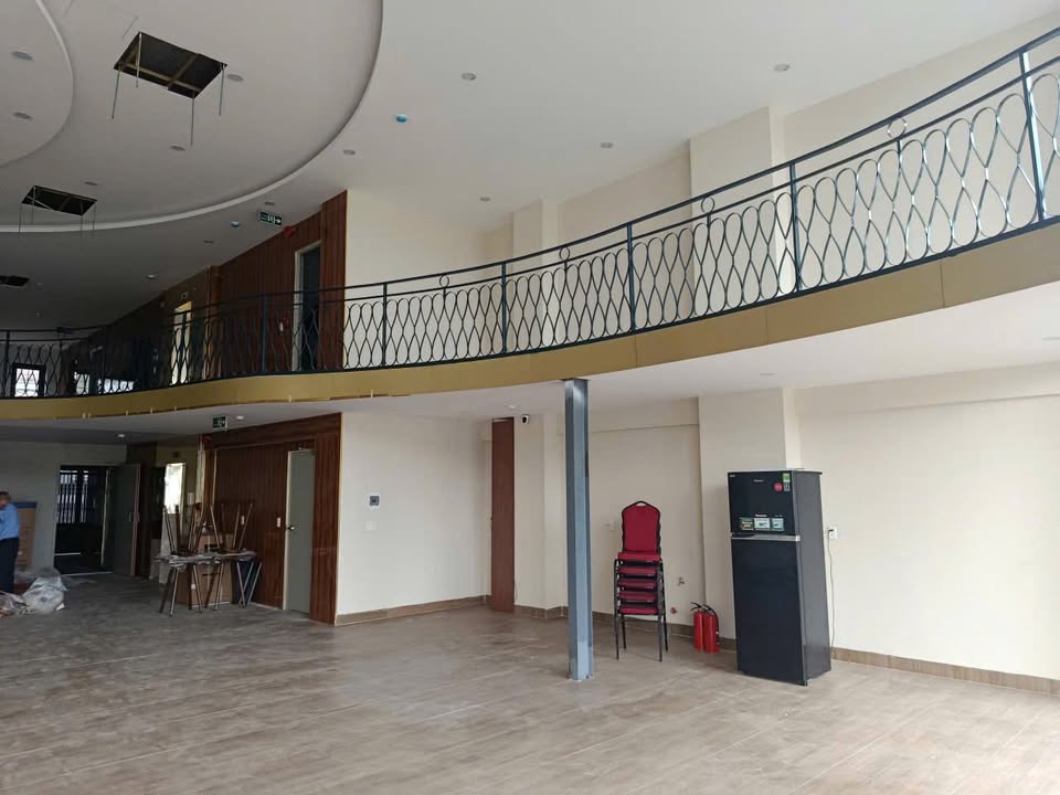 Cho thuê mặt bằng kinh doanh Nguyễn Tất Thành, Thanh Khê 170m² giá 25 triệu - Trống suốt, sẵn sàng hoạt động!