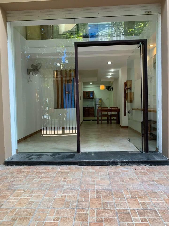 Nhà cho thuê 3 tầng kiệt ô tô Hoàng Diệu 50m² - Vừa ở vừa kinh doanh!