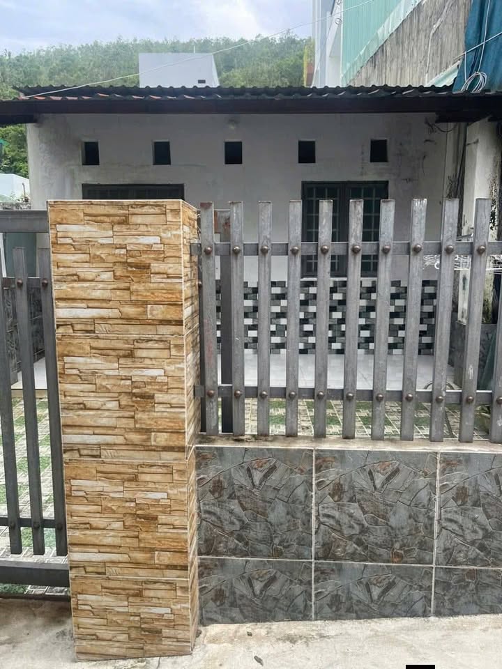 Nhà nguyên căn cho thuê tại đường Lê Công Miễn 60m² - Giá chỉ 3 triệu/tháng!