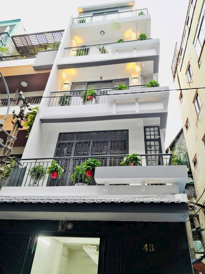 Nhà Mặt Tiền Cư Xá Đô Thành 42.68m² giá 13.5 tỷ - Đầu tư sinh lời ngay!