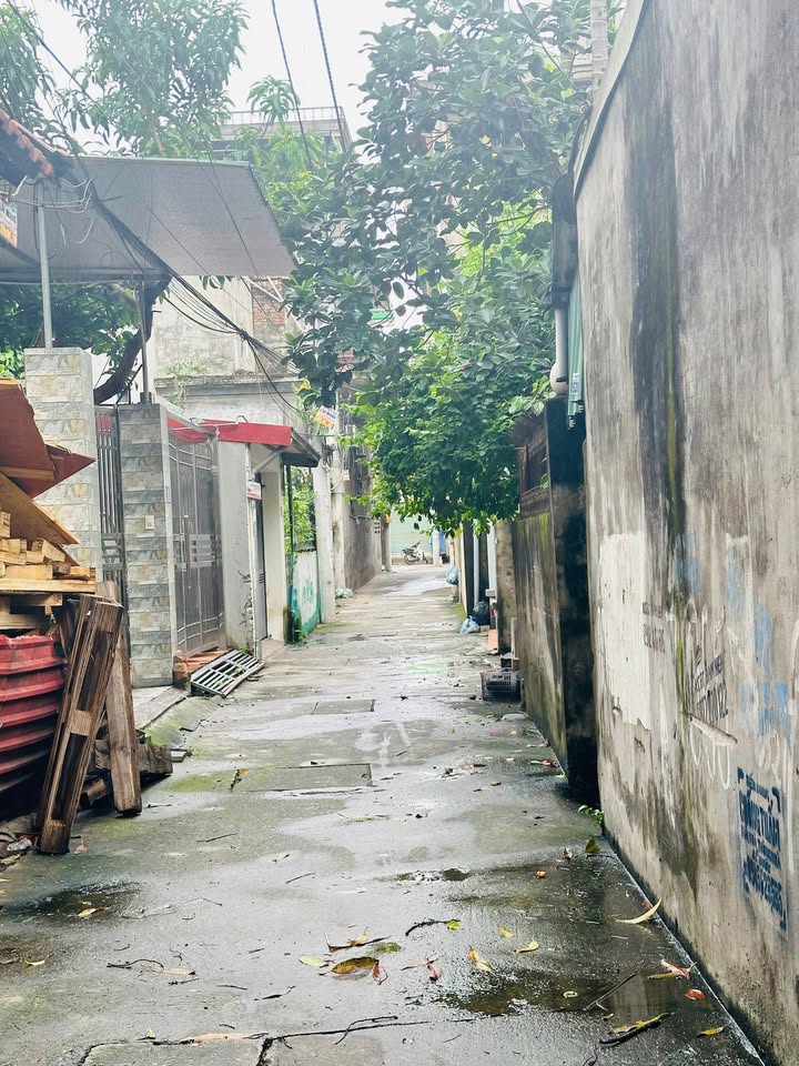 Đất nền Đa Tốn 65m² giá 5.5 tỷ - Ngõ rộng, gần chợ, giao thông thuận tiện!