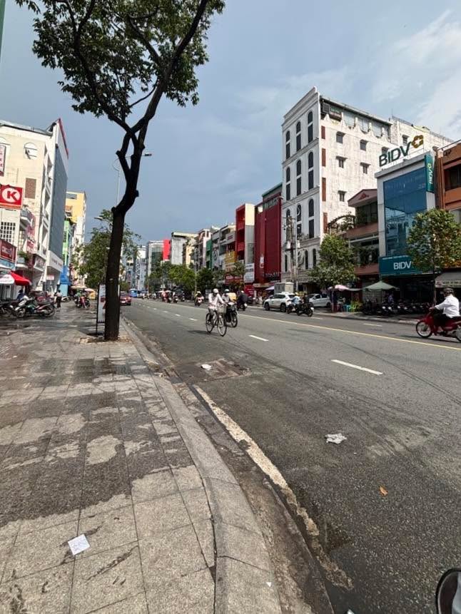 Nhà phố Mai Xuân Thưởng, Quận 6 - 42m² giá 7 tỷ - Nhà mới đẹp, full nội thất!