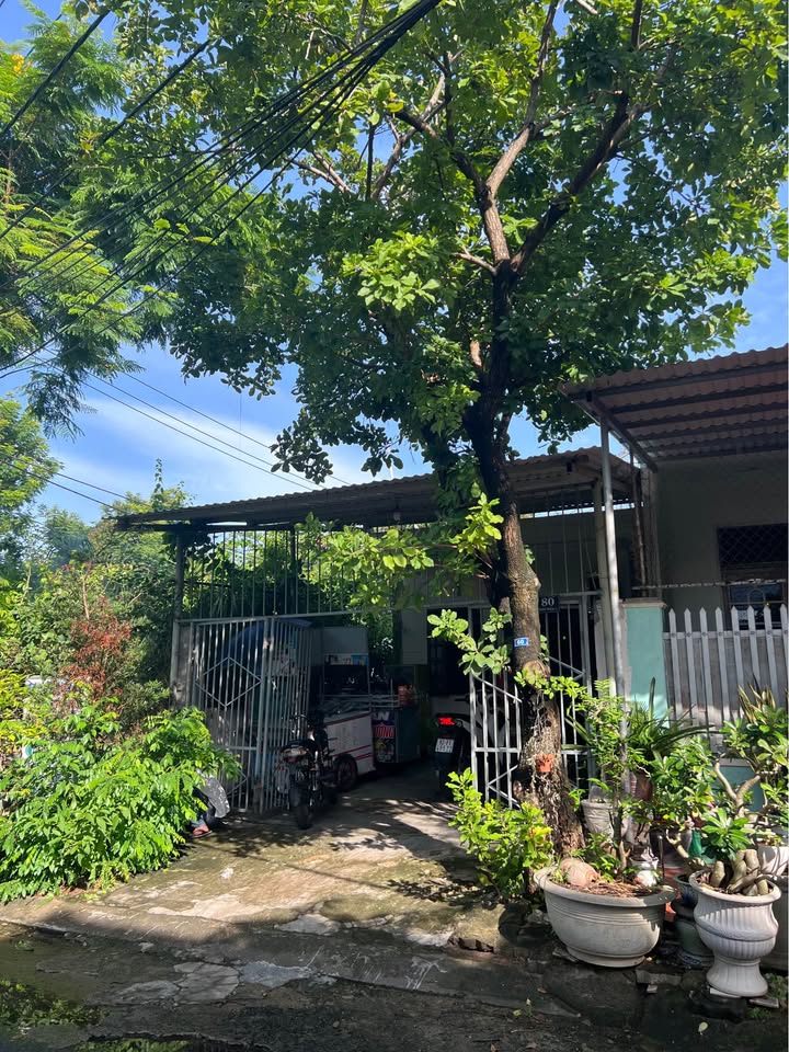 Bán đất kèm nhà cấp 4 đường Xuân Thiều 11, Đà Nẵng - 100m² giá 4.5 tỷ, thương lượng