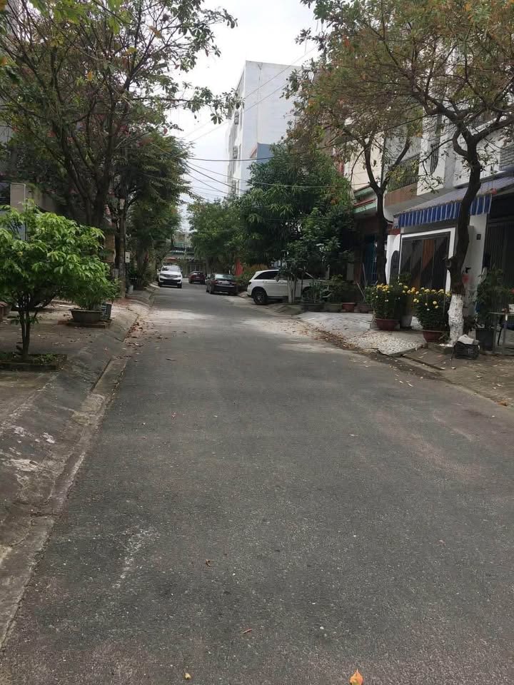 Nhà 2 tầng mặt tiền Hòa Minh 4, Đà Nẵng 80m² giá 6 tỷ - Chính chủ bán gấp!