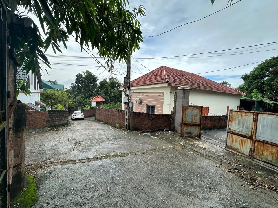 Đất nền Vân Phú 220m² giá 1 tỷ - Vị trí đẹp, thích hợp nghỉ dưỡng!