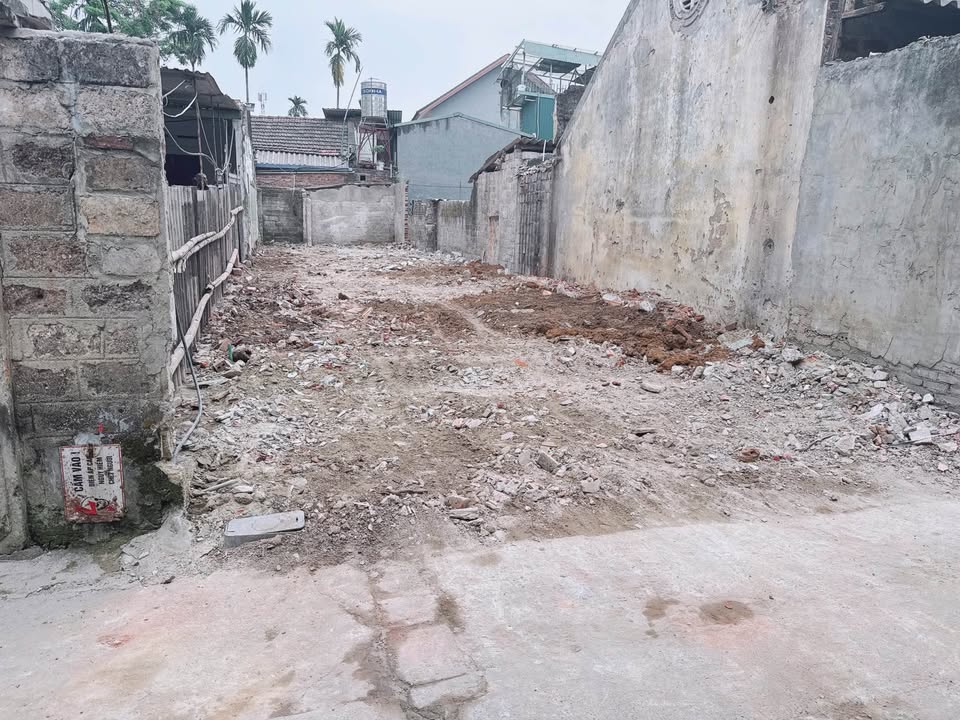 Đất nền Thanh Miếu Việt Trì 120m² giá 2.5 tỷ - Mặt tiền rộng, ô tô tránh thoải mái!