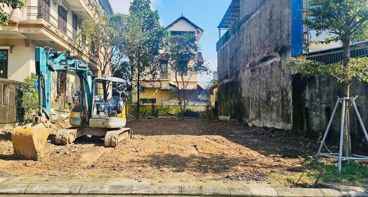 Đất nền KQH Vịnh Mộc, Huế 300m² chỉ 5.4 tỷ - Cơ hội đầu tư hấp dẫn!