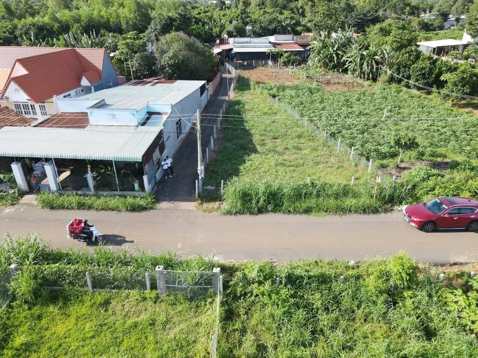 Đất 2 mặt tiền đường 87, Hòa Long, Bà Rịa 304.7m² giá 1.95 tỷ - Cơ hội đầu tư tuyệt vời!