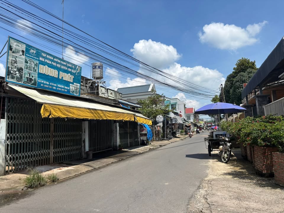 Lô đất mặt tiền đường Tây Hòa 720m² giá 2.18 tỷ - Cơ hội đầu tư hấp dẫn!