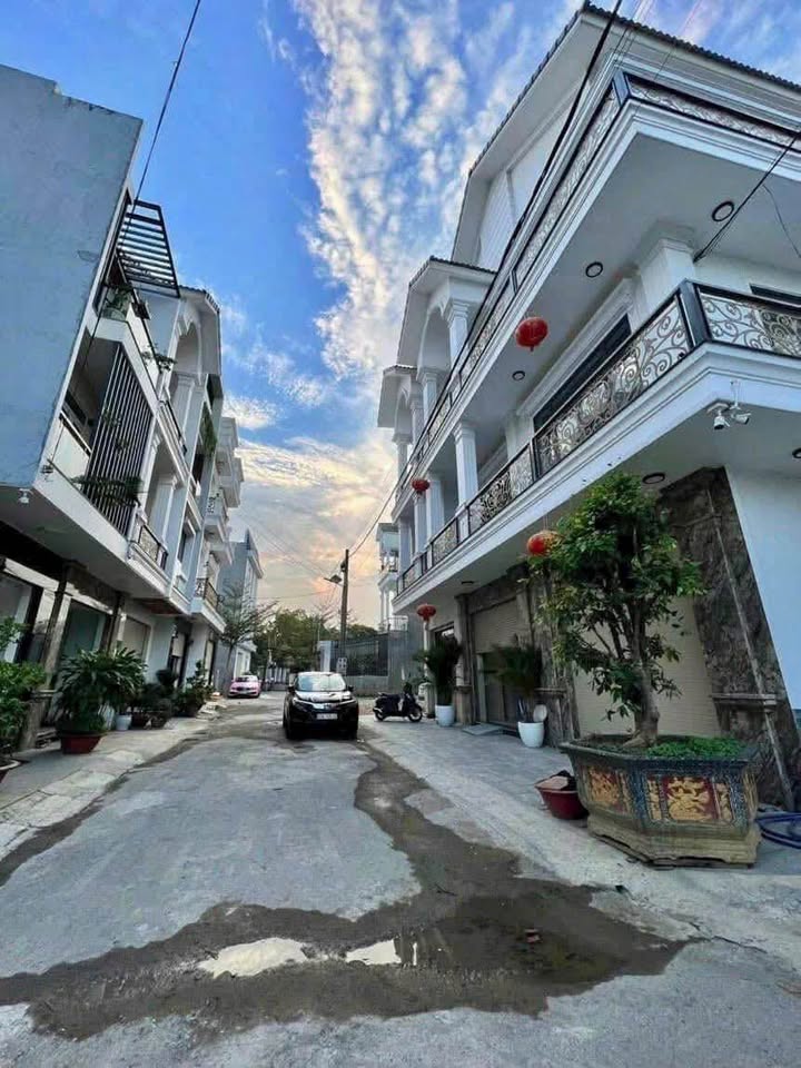 Đất góc 2 mặt tiền KDC Hiệp Hòa 80m² giá 4.3 tỷ - Cơ hội đầu tư không thể bỏ lỡ!