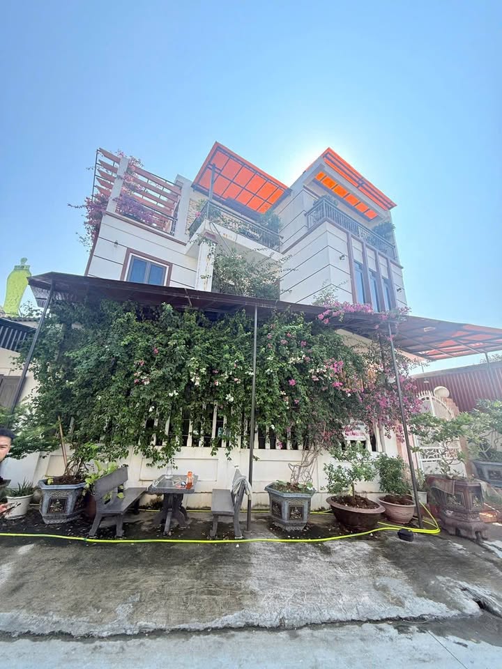 Nhà 3 tầng tại Tân Tiến, An Dương 104m² giá chỉ 3 tỷ - Vị trí kinh doanh sầm uất!