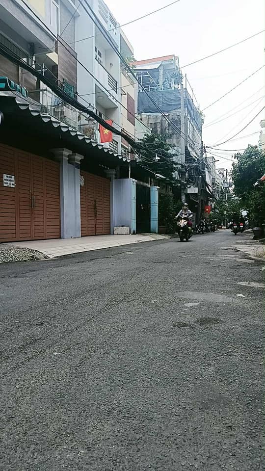 Nhà 5 tầng Lê Đại Hành, Quận 11, 92m² chỉ 5.98 tỷ - Sổ hồng chính chủ!