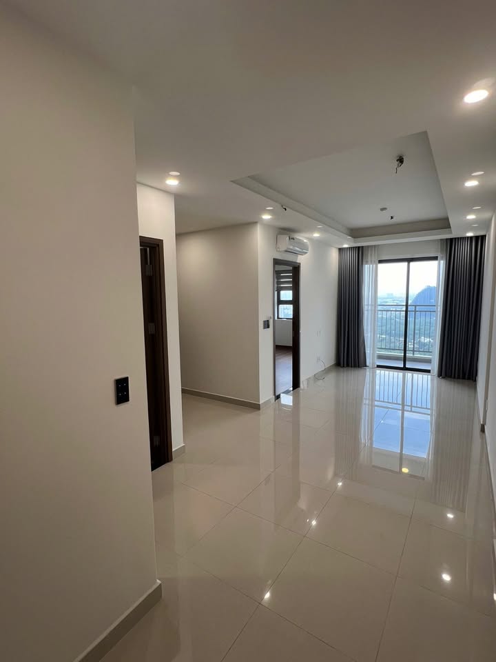 Căn hộ 2PN Chung cư Q7 Saigon Riverside Complex 67m² giá 9.5 triệu - Thiết kế hiện đại, view đẹp!