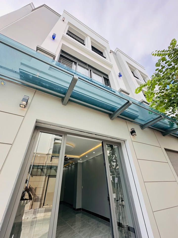 Nhà cho thuê Diamond City Long Xuyên 120m² giá 9 triệu - Không gian sống lý tưởng!