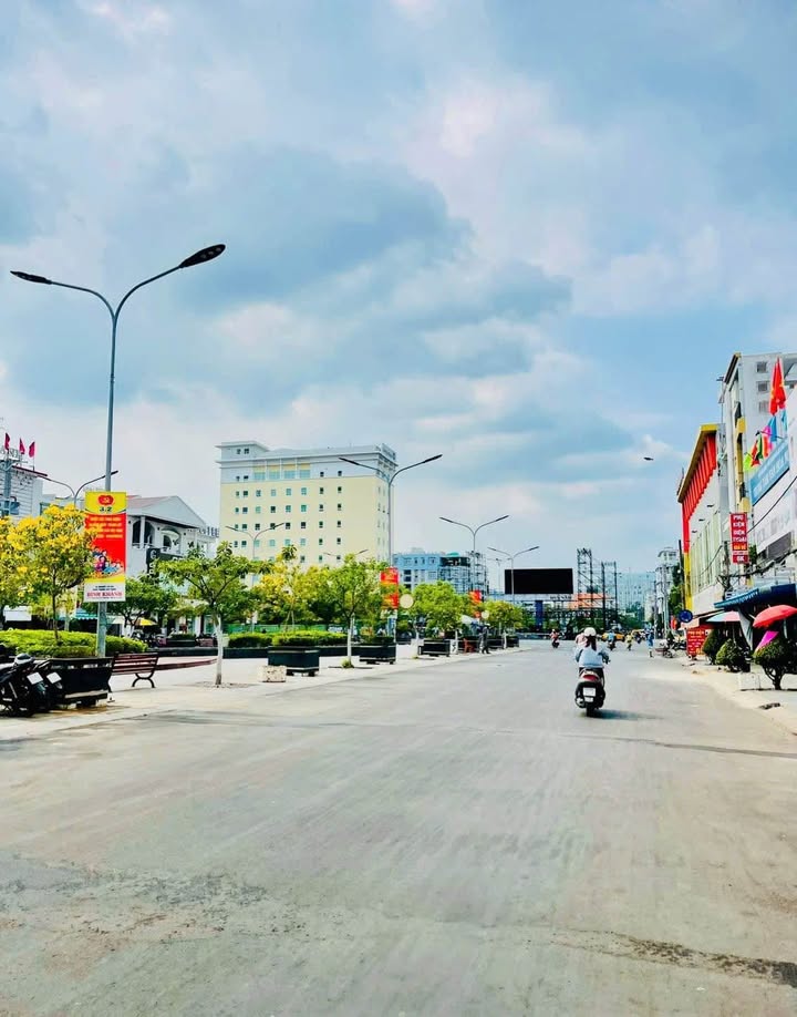 Nhà mặt phố Hai Bà Trưng, TP. Long Xuyên 85m² - Đầu tư sinh lời lý tưởng!