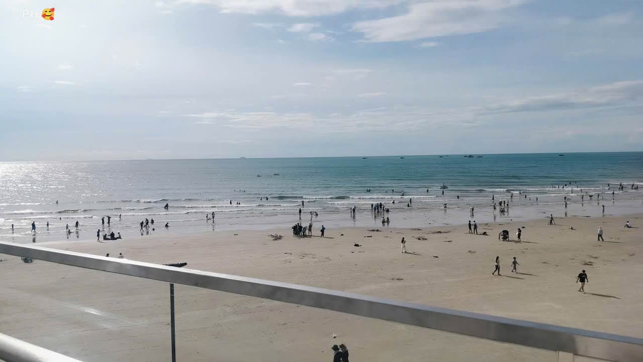 Khách sạn 5 tầng mặt tiền đường Trương Văn Bang 80m² giá 13.5 tỷ - Kinh doanh ổn định!