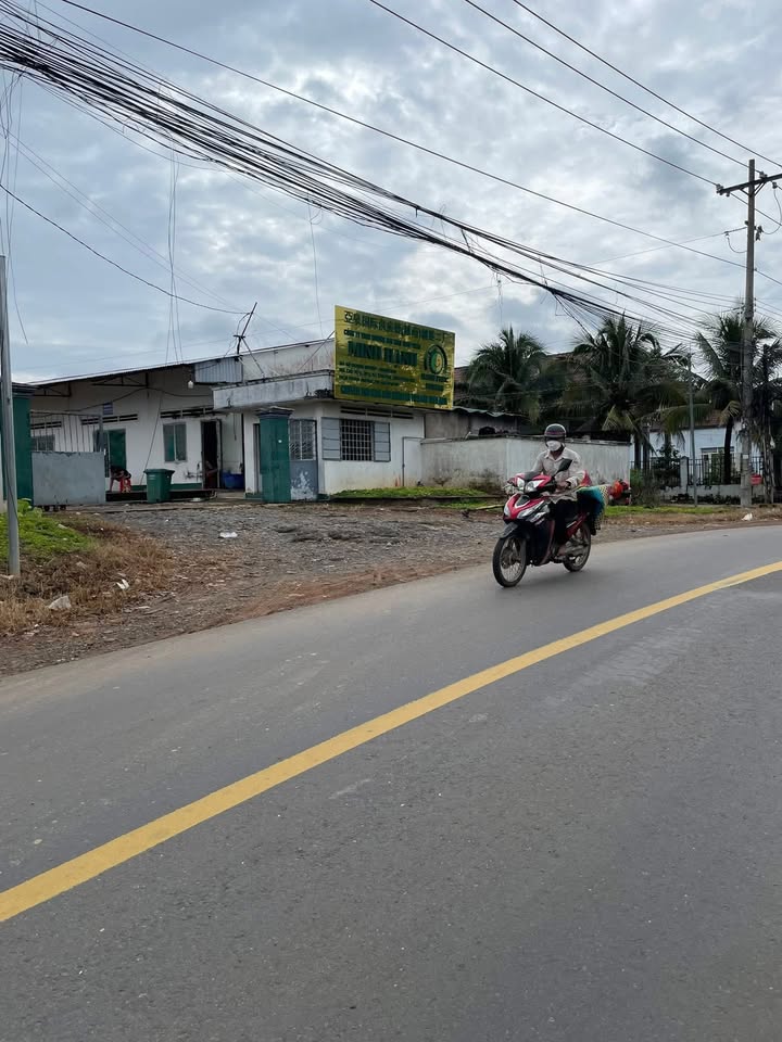 Đất nền mặt tiền đường Talai, Định Quán, 138m² giá 1.55 tỷ - Đầu tư sinh lời cao!