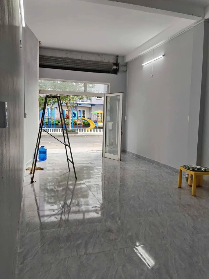 Shophouse cho thuê tại Lamer 1, Quy Nhơn 75m² giá 5.9 triệu - Phù hợp kinh doanh đa ngành!