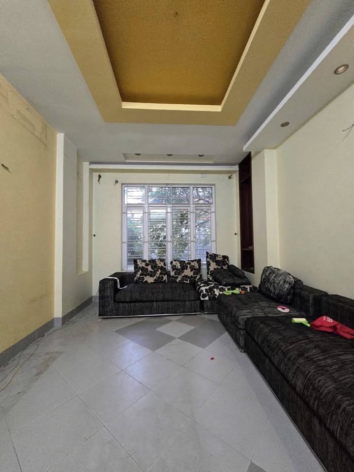 Nhà mặt phố Ao Sen, Mộ Lao, Hà Đông 50m² giá chỉ 14 tỷ - Kinh doanh sầm uất!