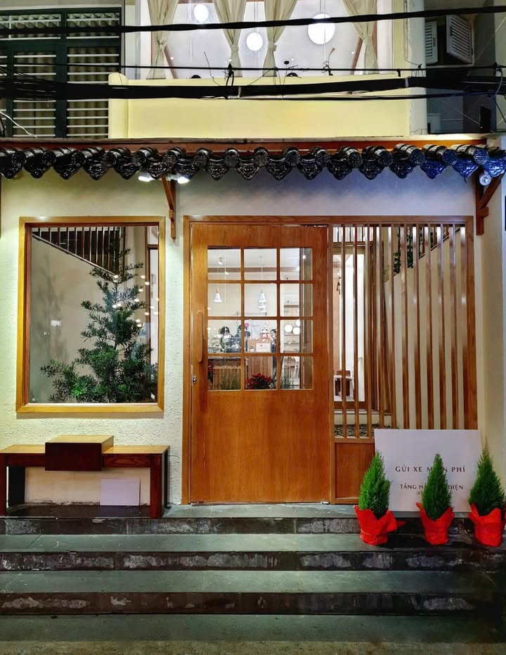 Nhà cho thuê hẻm xe hơi Nguyễn Gia Trí, Bình Thạnh 84m² - Cơ hội hiếm có!